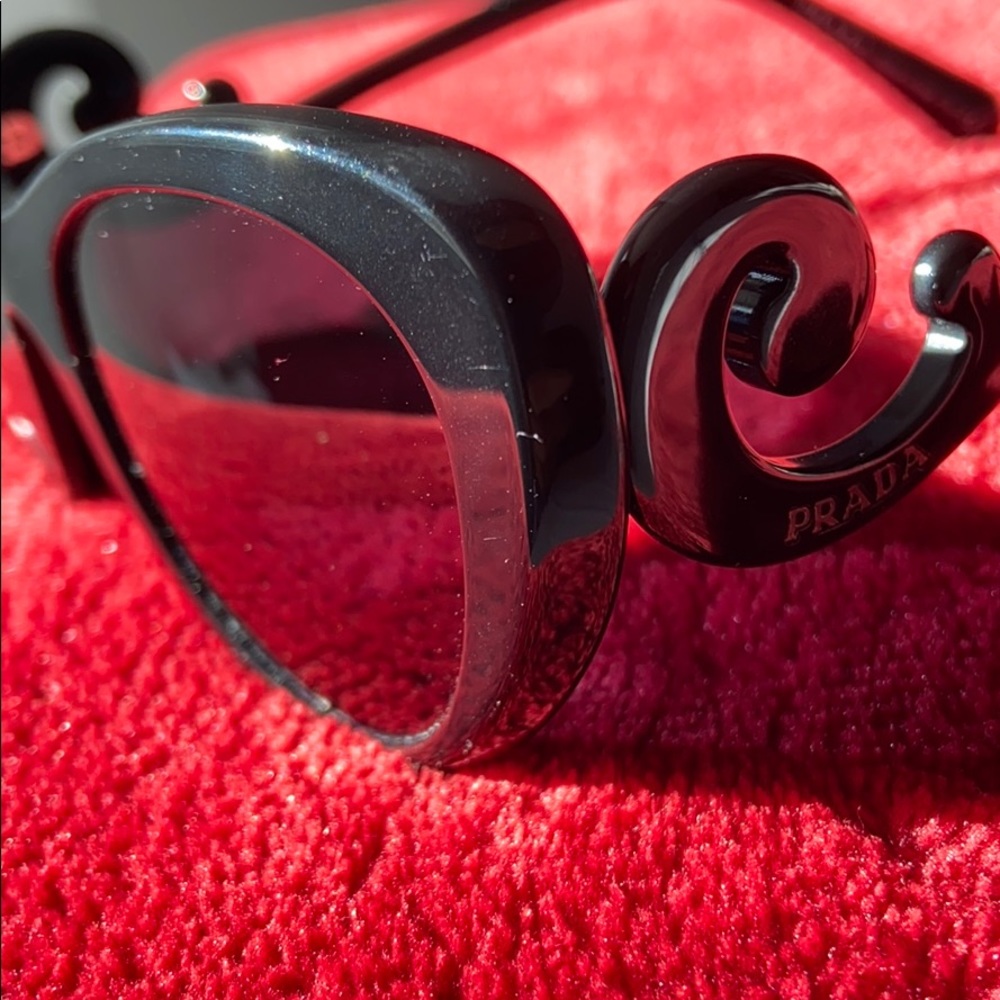 PRADA SUNGLASSES